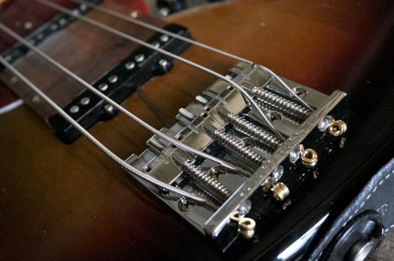 ベースブリッジ交換/溝加工 BADASS-Ⅱ